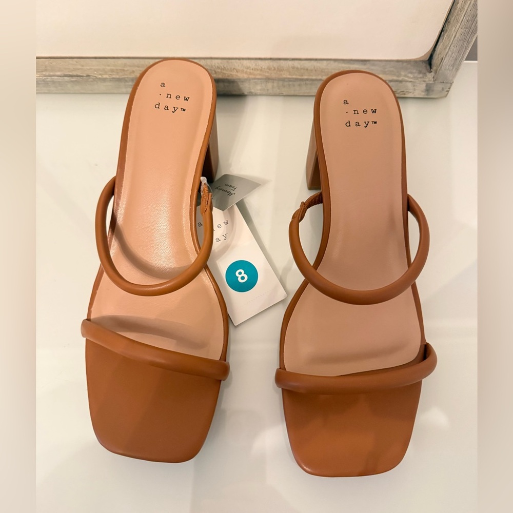A new day Womens Tan Square-Toe Double-Strap Heeled Sandals. Size 8